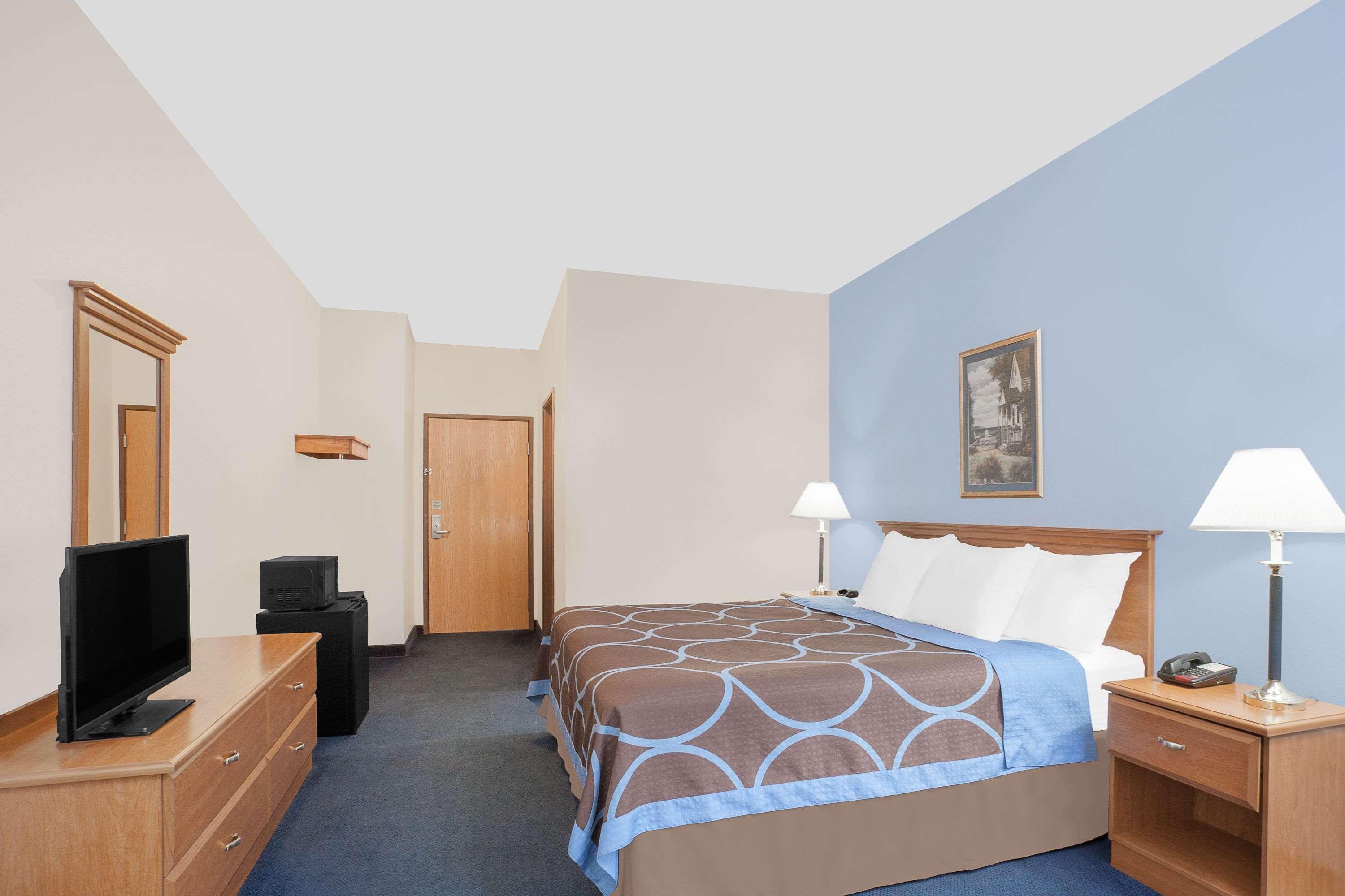 Super 8 By Wyndham Cobleskill Ny Екстер'єр фото